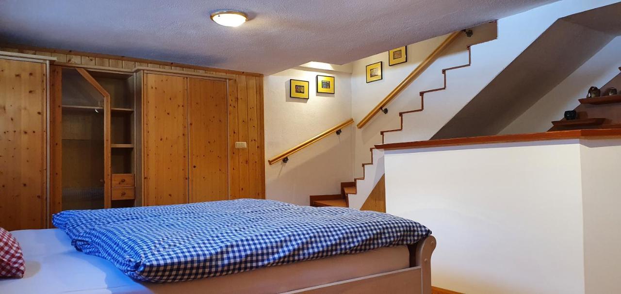 Ferienhaus Michael Бад Клайнкирххайм Екстериор снимка