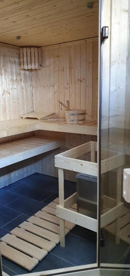 Ferienhaus Michael Бад Клайнкирххайм Екстериор снимка